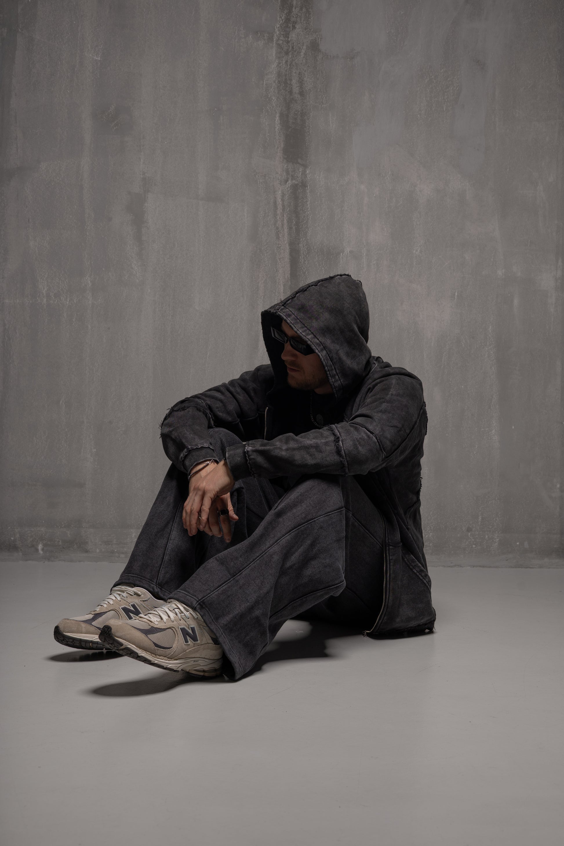 Graphite Washed Basic Sweatpants