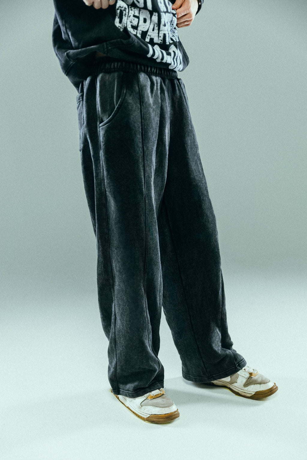 Graphite Washed Basic Sweatpants